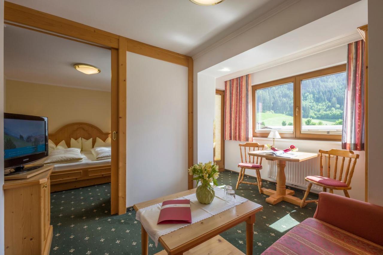 Hotel Andrea Mayrhofen Luaran gambar